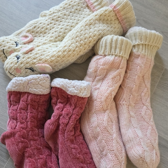 Pajama Set - Picture 7 of 12